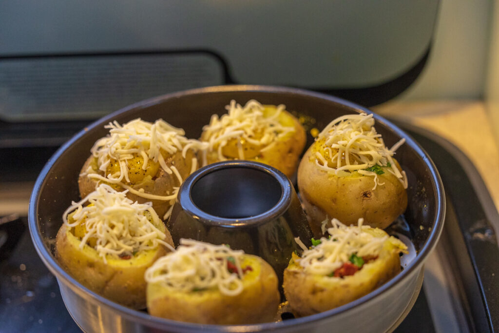 BX7A9034 Omnia Backofen, Campingofen, Backen im Wohnmobil, Kochen im Camper, omnia rezepte