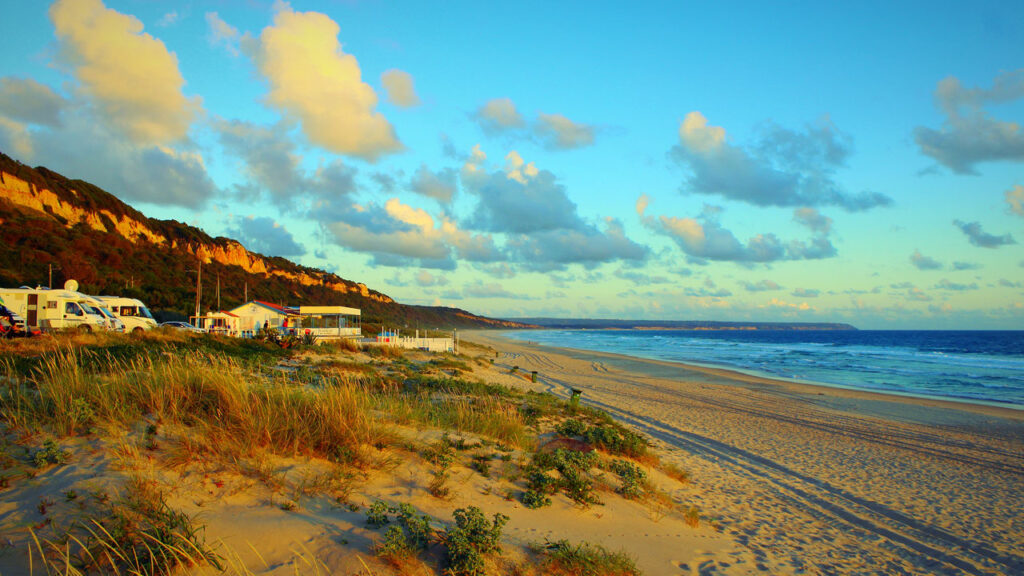 Leben im Wohnmobil svg+xml;charset=utf