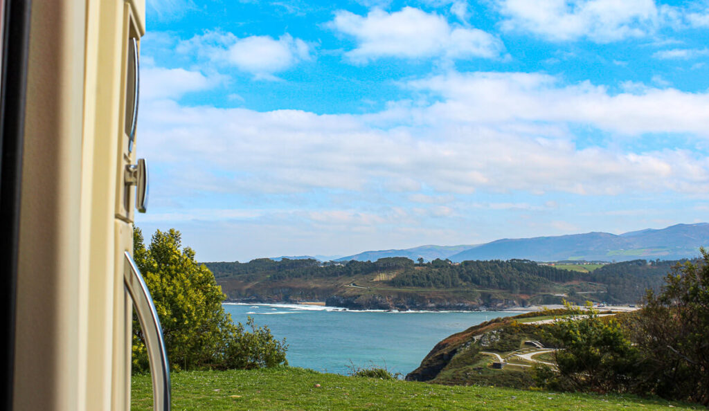 Leben im Wohnmobil svg+xml;charset=utf