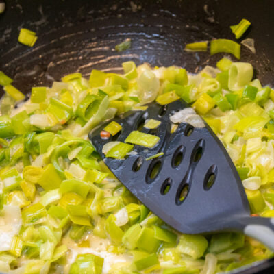 1579765236_002 1579765236_002