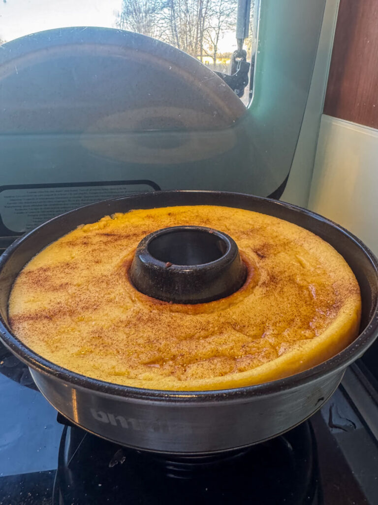 Kochen im Wohnmobil Far breton, bretonischer Pflaumenkuchen