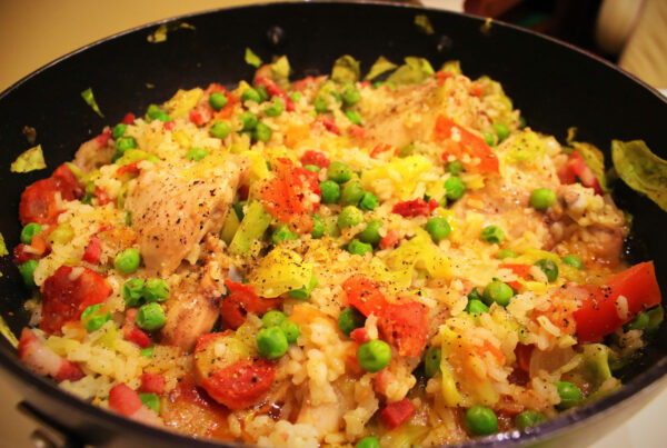 Huhn mit Reis "Bracarense" Style kochen im wohnmobil campingrezept huhn mit reis 002