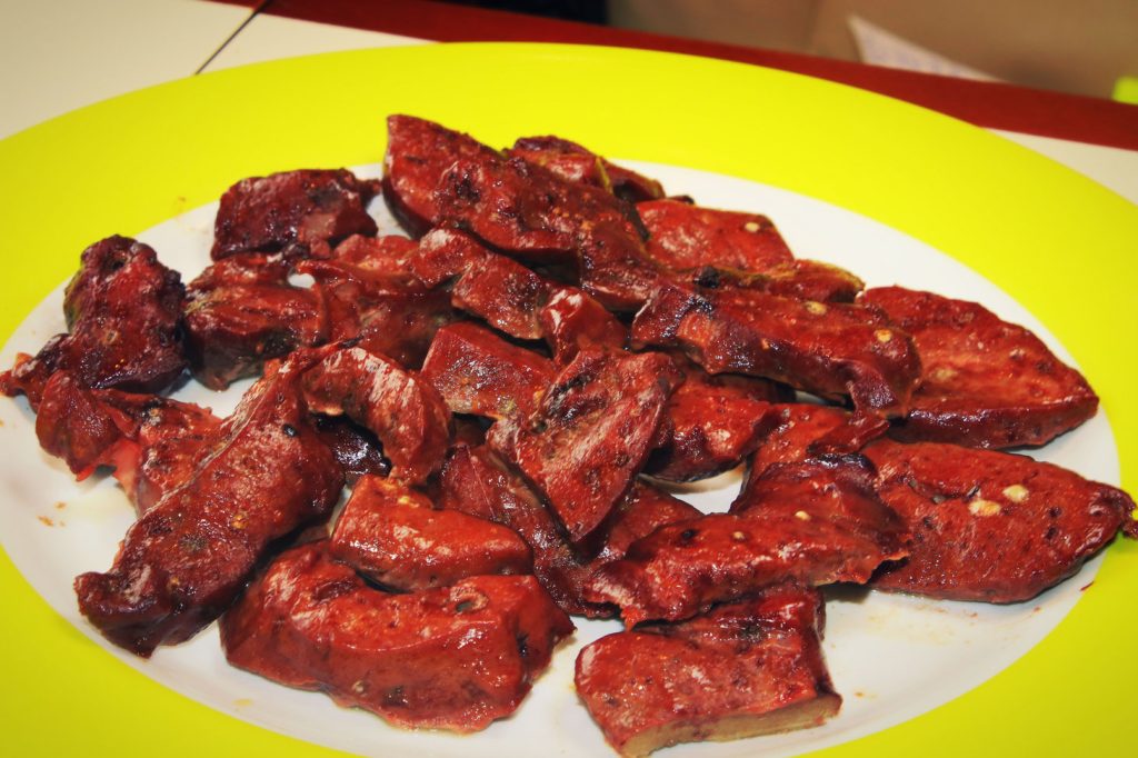 Hundefutter selbst machen Hundeleckerlies selber machen mit Canis Road