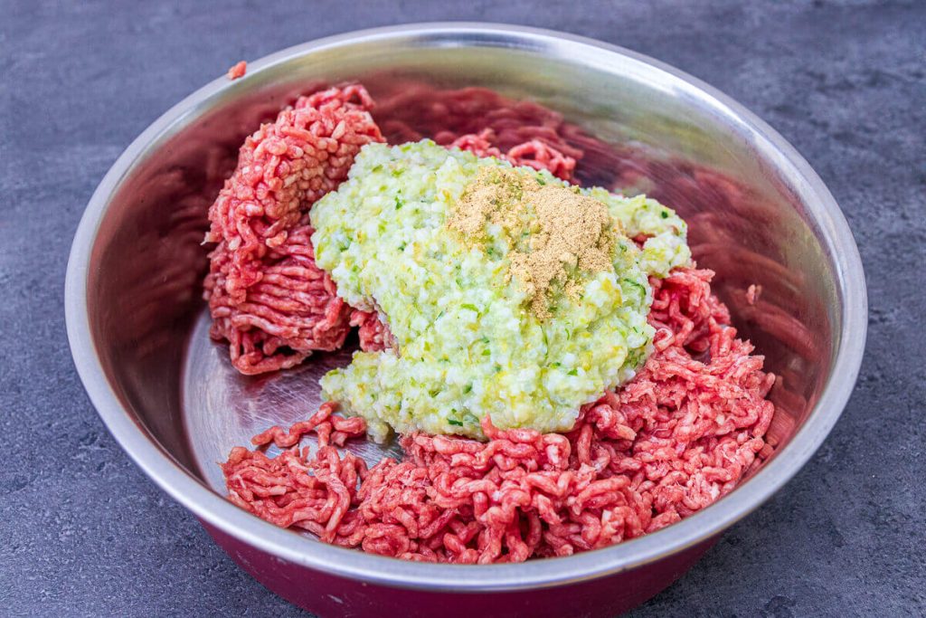 Hundefutter selbst machen Canis Road Rezept für Hunde Rinderhack