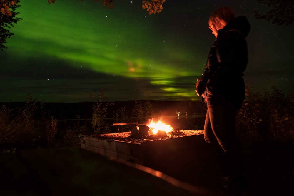 BX7A7758 Lagerfeuer Schweden, Schweden mit dem Wohnmobil, wildcamper schweden