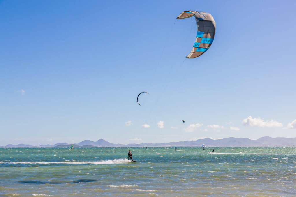 BX7A0586 svg+xml;charset=utf