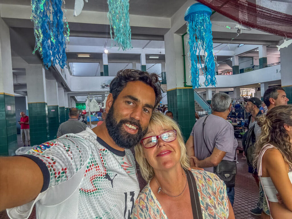 IMG_3854 Canis Road in Portugal auf dem Fischmarkt